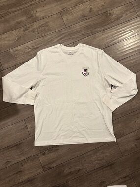 NWT Men’s Nike XXL long sleeve white tee